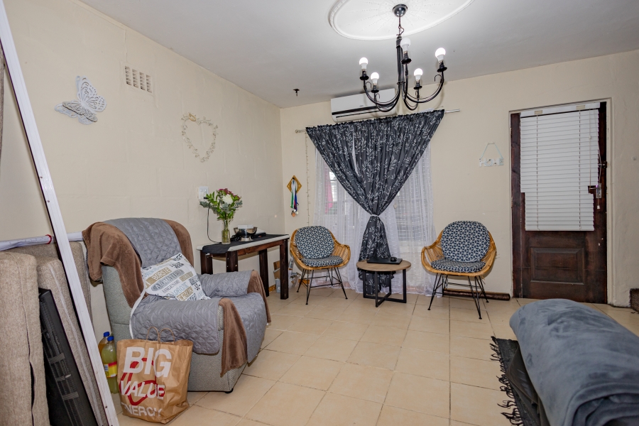 2 Bedroom Property for Sale in Connaught Estate Western Cape